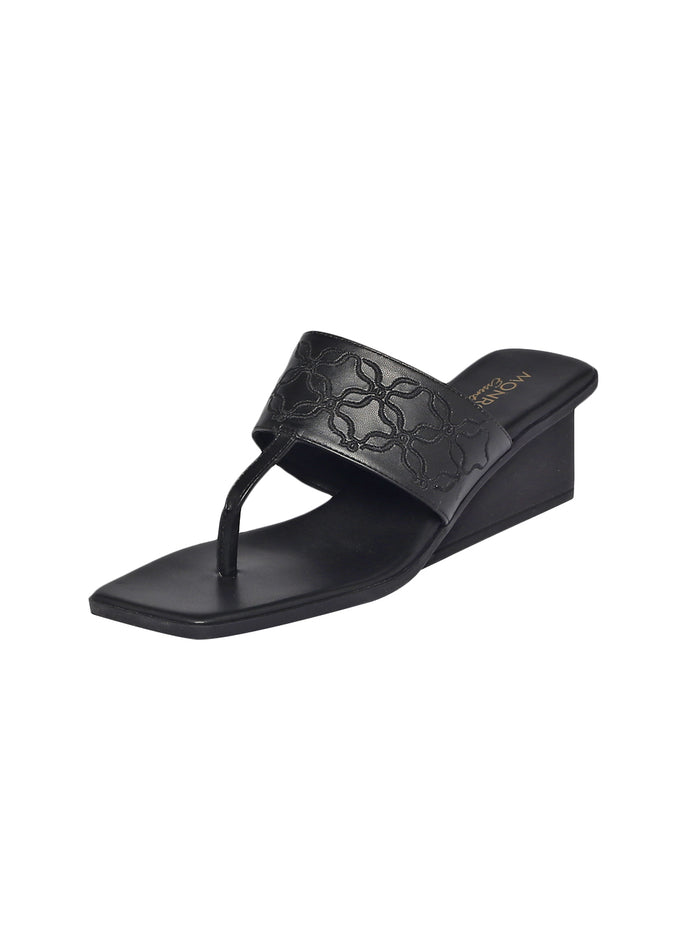 Izumi Black Heel