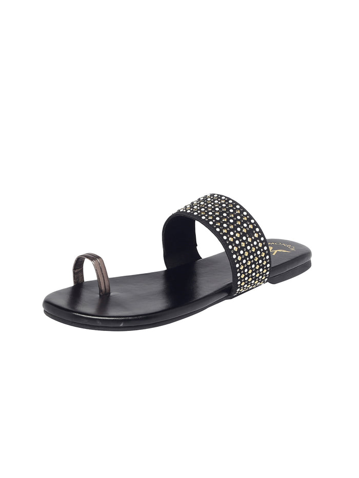 Mia Black Flat