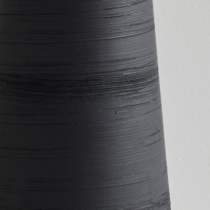 24045_BLK_04