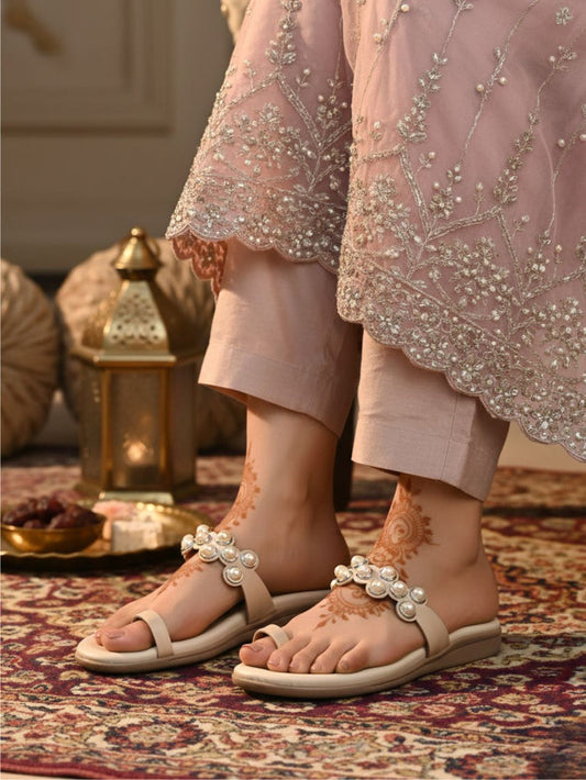 Aneira Cream Flats
