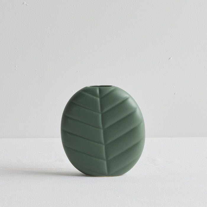 BROAD LEAF VASE - HOME DECORATION - 01