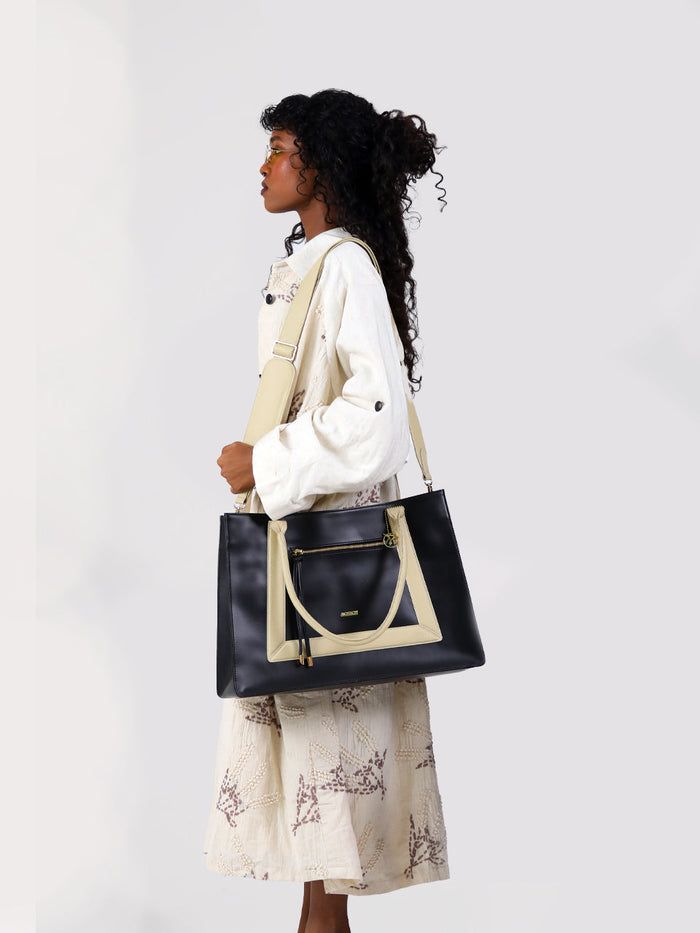 Dua Black Laptop Bag With Pouch Bag