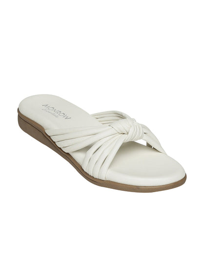 Olyra White Flats