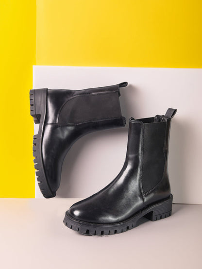 Scarlet Black Boots