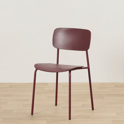 Vincent Dining Chair - Wine, sleek wine-coloured plastic dining chair with a curved backrest and slim metal legs.