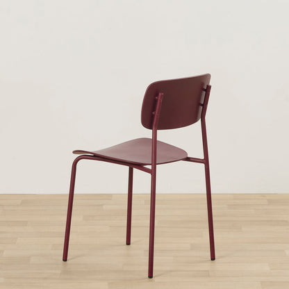 Vincent Dining Chair - Wine, wine-coloured plastic dining chair with a curved backrest and slim metal legs.